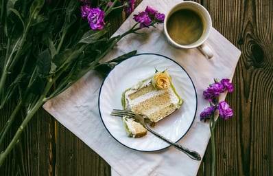 photo 1505804750389 62ac45da38b7?ixlib=rb 0.3