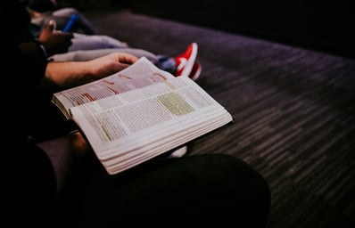 photo 1510590337019 5ef8d3d32116?ixlib=rb 1.2