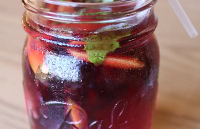 Sangria Ice Cubes Featured