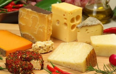 Cheese varieties set milk 600x1024