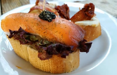Spoon Spain salmon