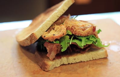 fried tomato sammy