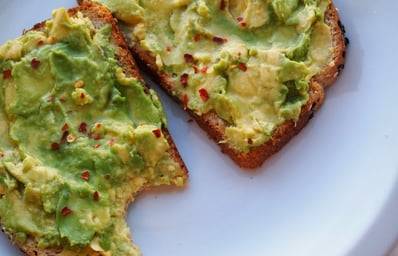 bite avocado