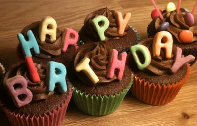 happy birthday cupcakes