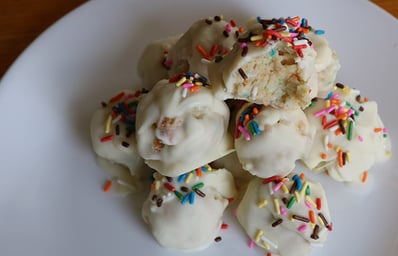 CakeBallsFeatImg