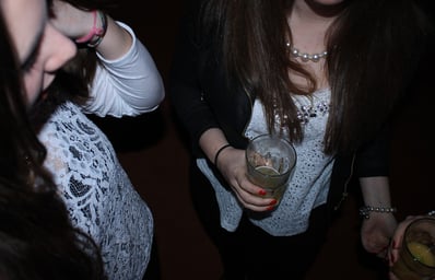 pixabay girl drinking