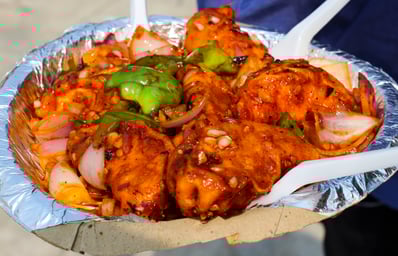 Momos