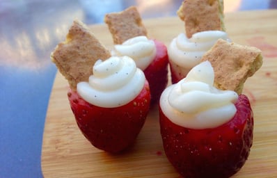 strawberry cheesecake bites