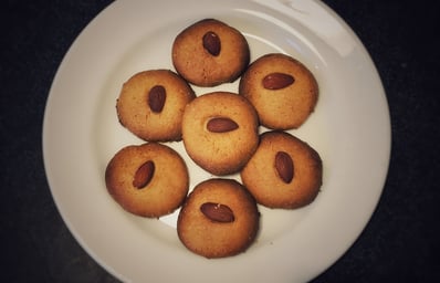 almond cookies