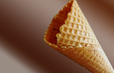ice cream cone 2648264 1920