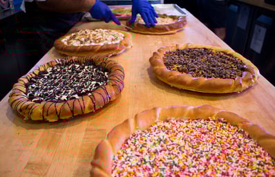 donut pizzas small