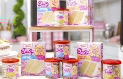 FY22 DH DollyParton 10