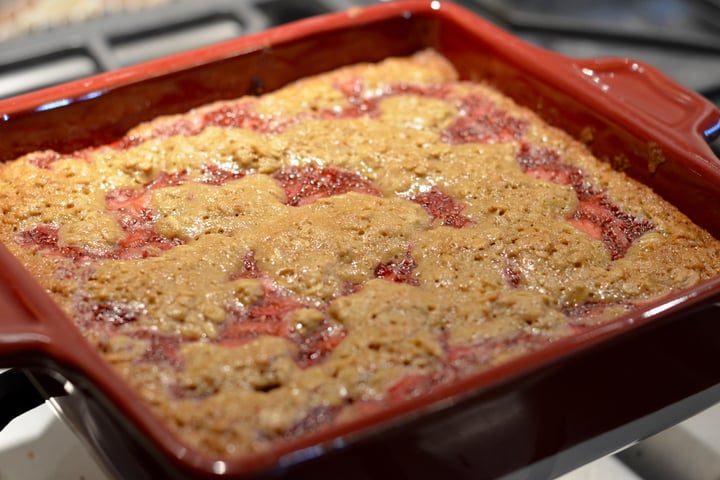 Homemade Strawberry Nutri-Grain Bars