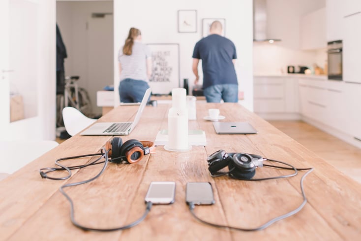 photo 1452457779869 0a9ebbbdee99?ixlib=rb 0.3