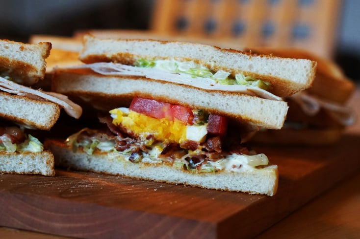 photo 1469648034646 7911874fe62b?ixlib=rb 0.3