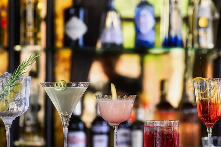 Must-Try Bars and Their Unique Cocktails! 1 photo 1605270012917 bf157c5a9541?crop=faces%2Cedges&cs=tinysrgb&fit=crop&fm=jpg&ixid=MnwxMjA3fDB8MXxhbGx8fHx8fHx8fHwxNjY2Mzk3NTgy&ixlib=rb 4.0.3&q=60&w=1200&auto=format&h=630&mark w=64&mark align=top%2Cleft&mark pad=50&blend mode=normal&blend alpha=10&blend w=1&mark=https%3A%2F%2Fimages.unsplash.com%2Fopengraph%2Flogo