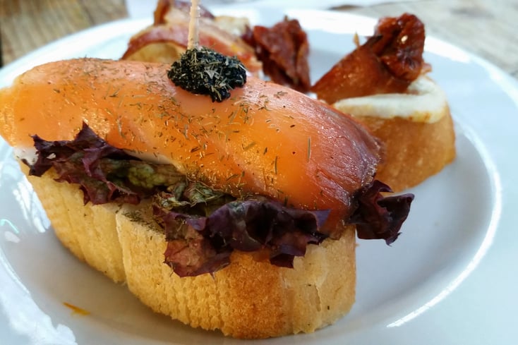 Spoon Spain salmon