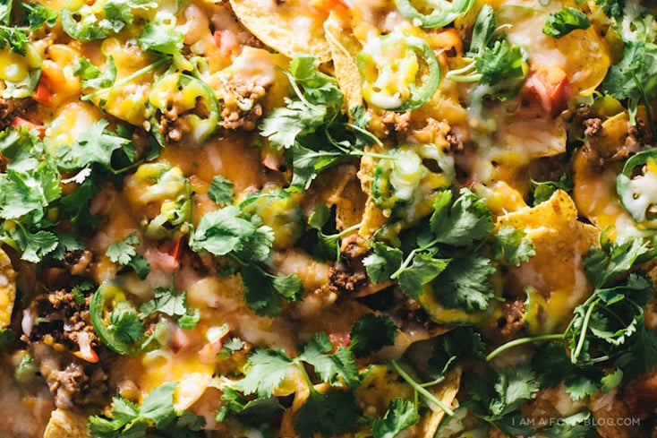 spicy sriracha beef nachos 8