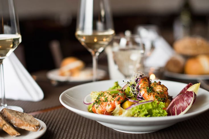 restaurant food salat 2