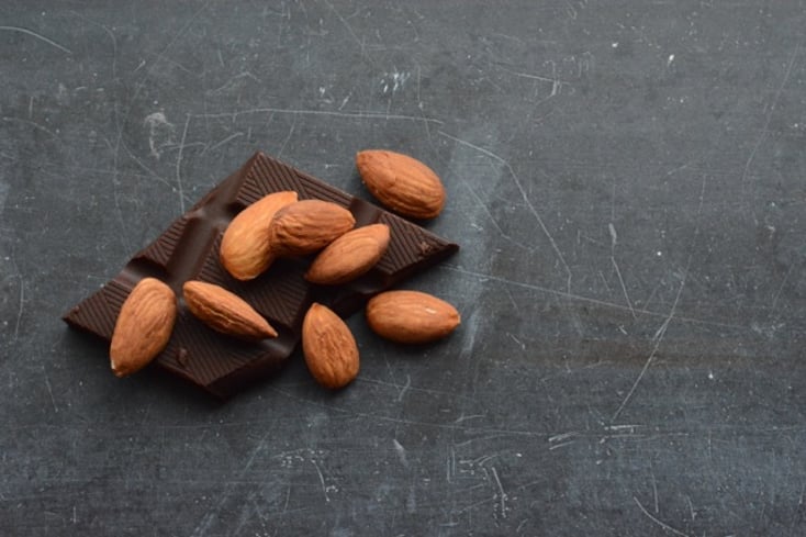3chocolatealmonds