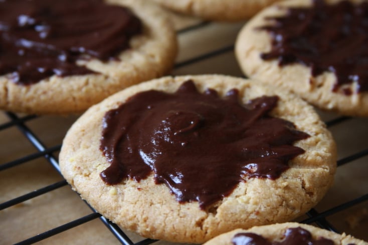peanut butter cookie with chocolate