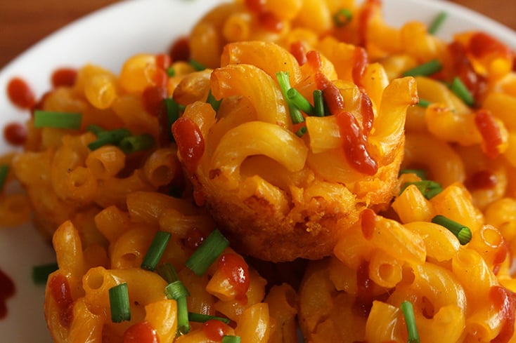sriracha mac and cheese