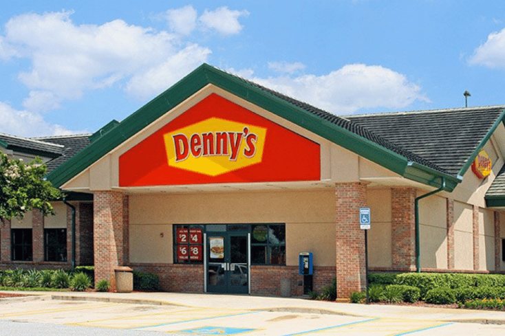 dennys diner e1454302532945