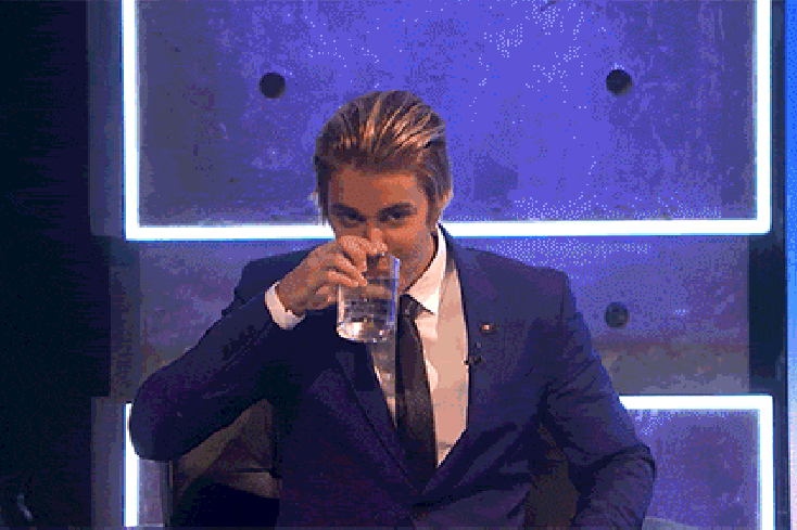 Justin Bieber Water Drink GIF 1427770269 1440717174