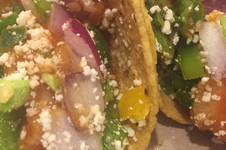 HoneySrirachaChickenTacos Thumbnail copy