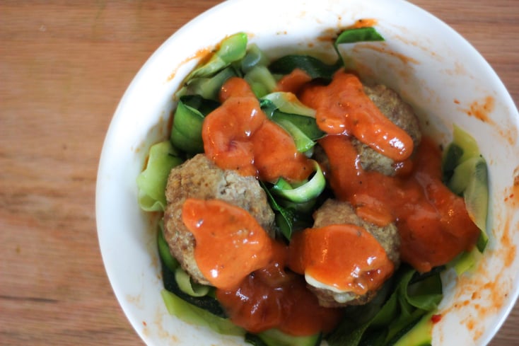 healthySpaghettiandMeatballs lally featuredphoto