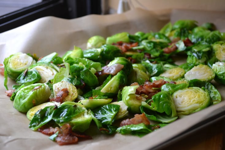 BaconBrusselSprouts08TrayPreOven 1024x682 1