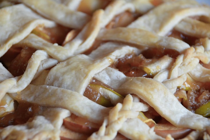 apple pie crust close up jocelyn hsu