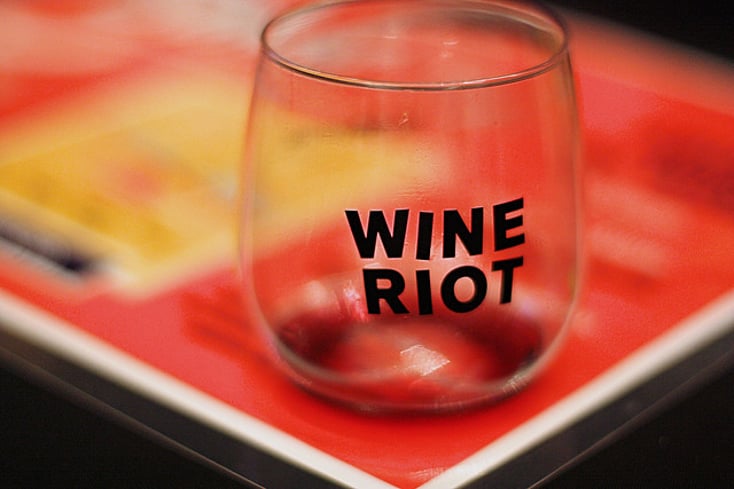 Glass with logo