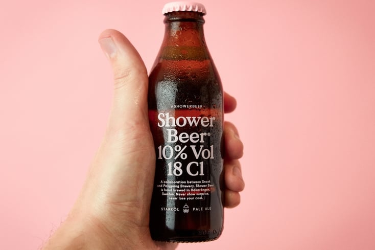 shower beer 05 hand holding