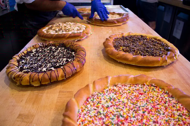 donut pizzas small