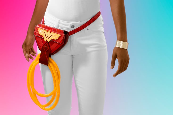 G WWSweeT 30620 01 LassoBag Belt HipTurn 0370 cropped1