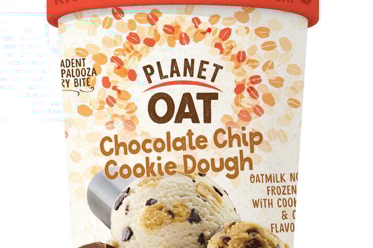 PlanetOat.FrozenDessert.ChocChipCookieDough.Front %281%29