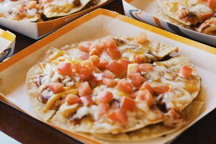 taco bell mexican pizza via facebook.com