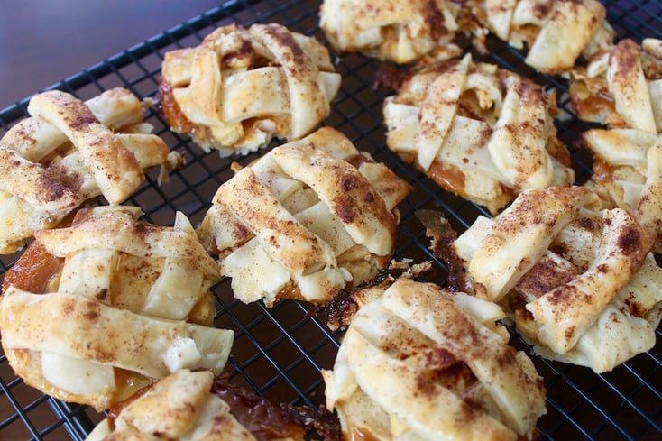 Mini Apple Pie Cookies