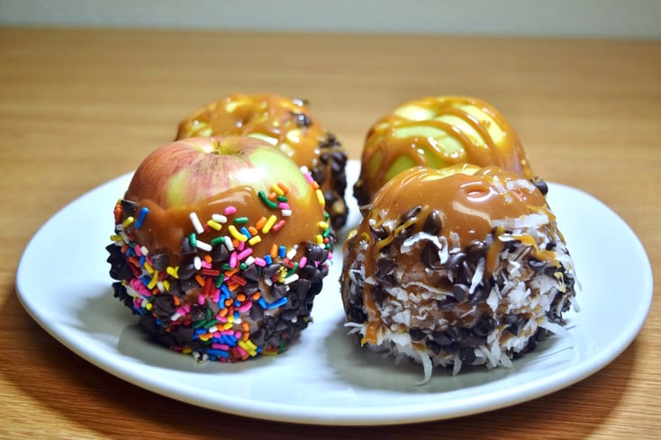  Caramel Apples