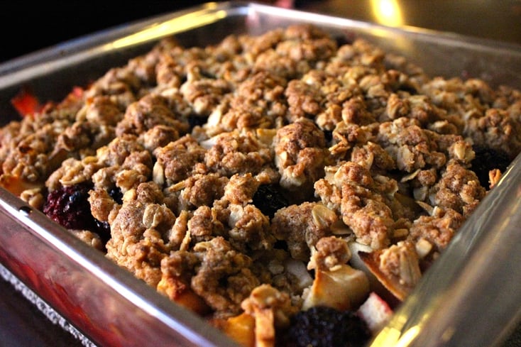 Apple Blackberry Crisp