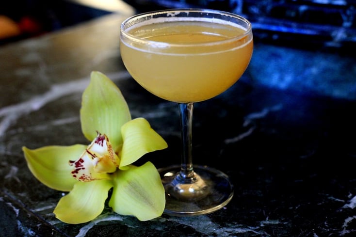 Smoky & Fruity Mezcal Cocktail