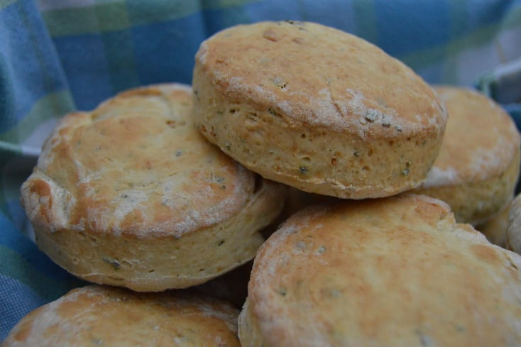 Vegan Sage Garlic Buscuits