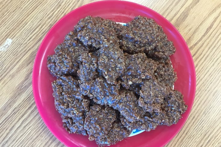 No Bake Peanut Butter and Chocolate Cookies To Fuel You Through Finals 3 No Bake Chocolate and Peanut Butter Cookies