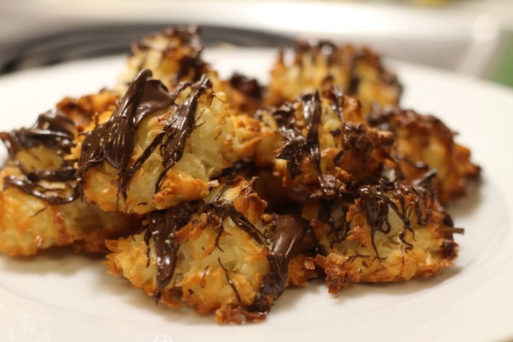 Toaster Oven Coconut Macaroons, Adapted from The Kitchn