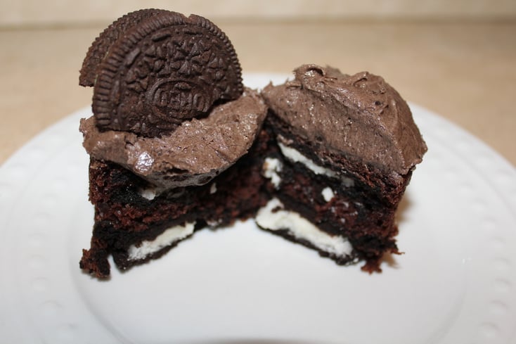 Oreo Layer Cupcakes 