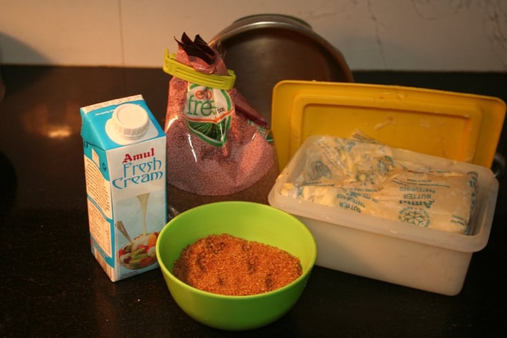 How To Master the Quickest-Ever Toffee Dessert Sauce 3 Quickest-Ever Toffee Dessert Sauce