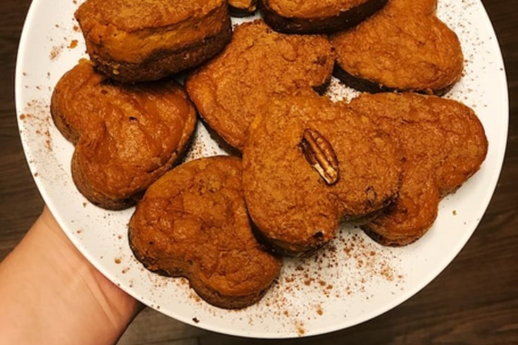 Healthy Pumpkin Pie Bites