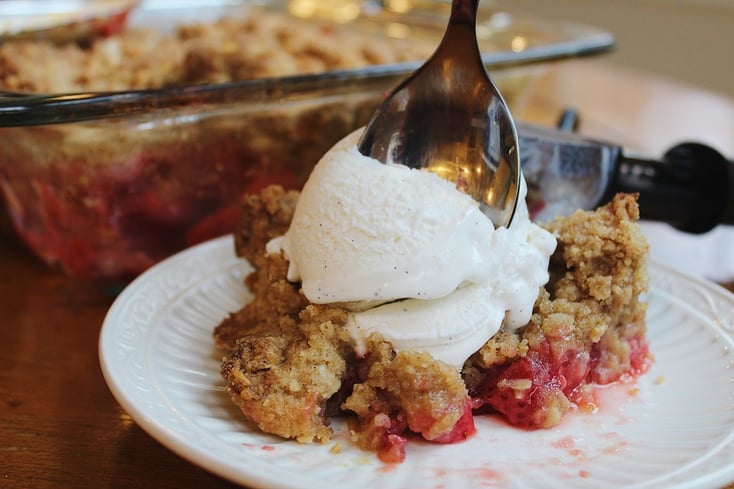 Gluten Free Strawberry Crumble