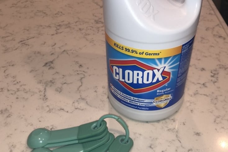 DIY Clorox Wipes 